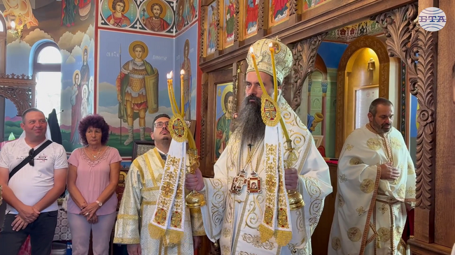 Христовата саможертва е най-високият пример за милосърдие, себежертвена, всеотдайна и безусловна любов, каза патриарх Даниил в Самоков