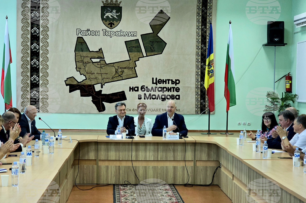 Правителството ще предложи програма за деца от Тараклия, за да могат да опознаят България, каза премиерът Росен Желязков