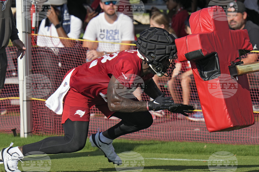 Buccaneers Camp Football