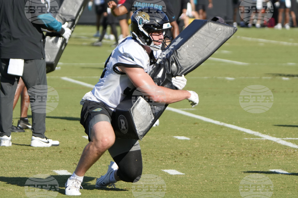 Jaguars Camp Football