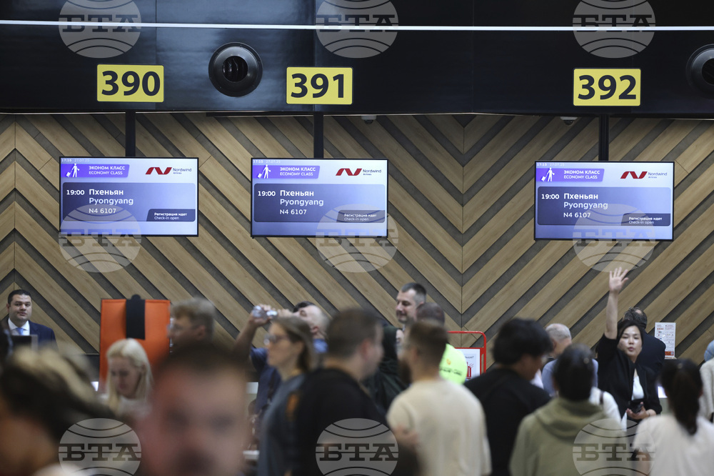 Летищата в Москва временно прекратиха работа заради украински дронове; повече от 300 полета бяха засегнати