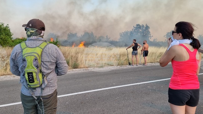 Община Тунджа се включва като партньор в проект за обучение на доброволци за справяне с пожари, реши Общинският съвет