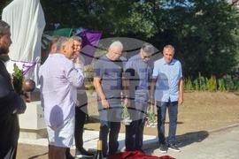 Велико Търново - Трифон Иванов - паметник