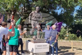 Велико Търново - Трифон Иванов - паметник