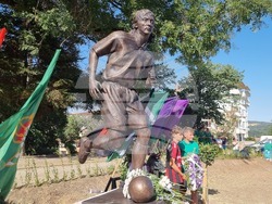 Велико Търново - Трифон Иванов - паметник