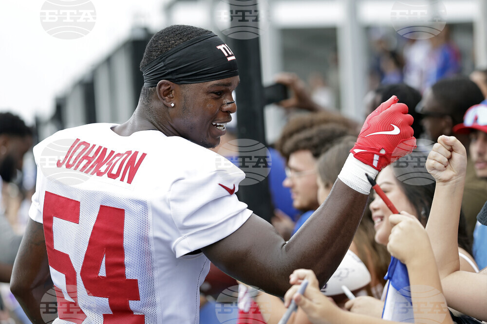 Giants Camp Football