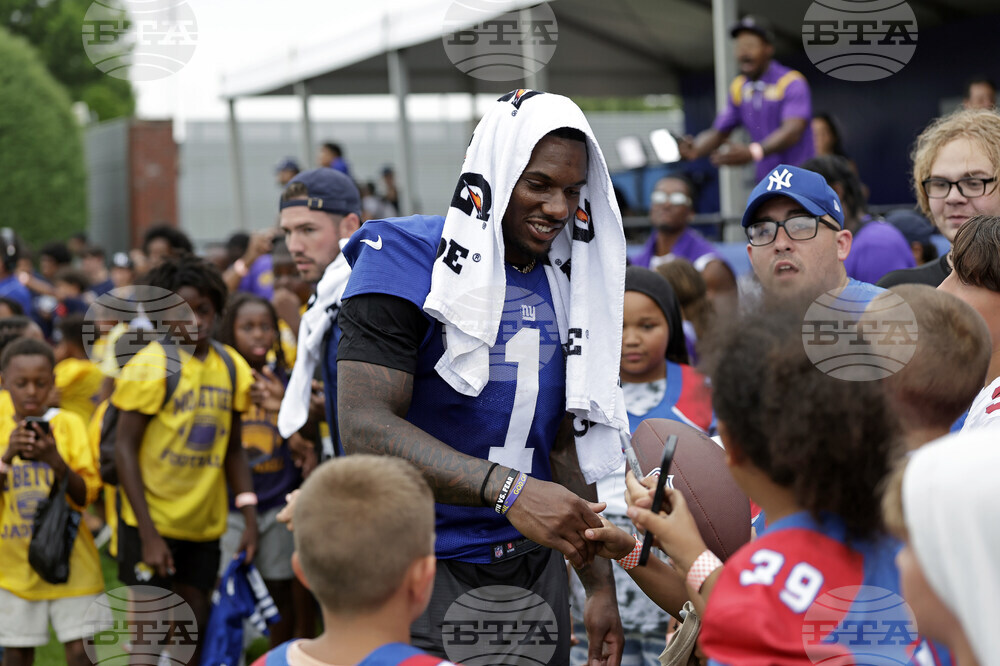 Giants Camp Football