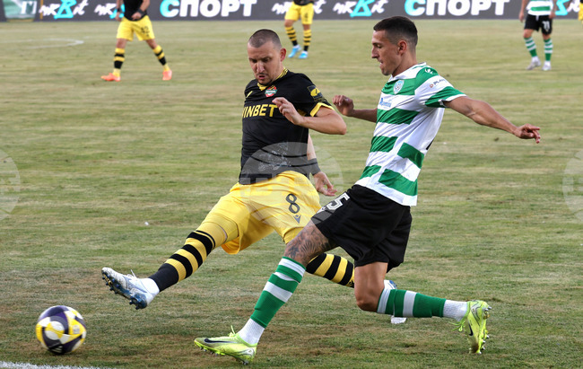 Черно море победи Ботев Пловдив в мач с пропусната дузпа и две греди