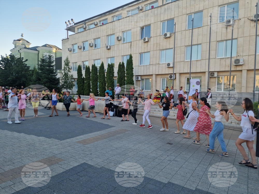 Търговище - колумбийски балет „Пайпа“ - концерт на открито