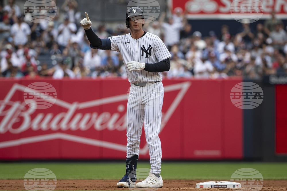 Phillies Yankees Baseball