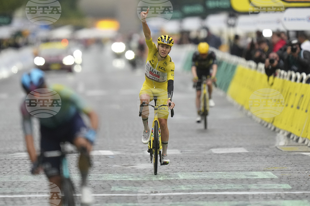 Вече броя годините до края на кариерата ми, призна най-добрият колоездач в момента Тадей Погачар