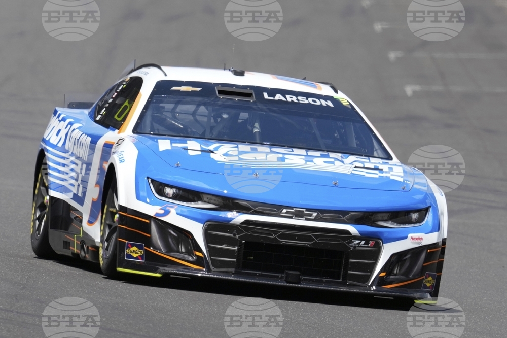 NASCAR Indianapolis Auto Racing