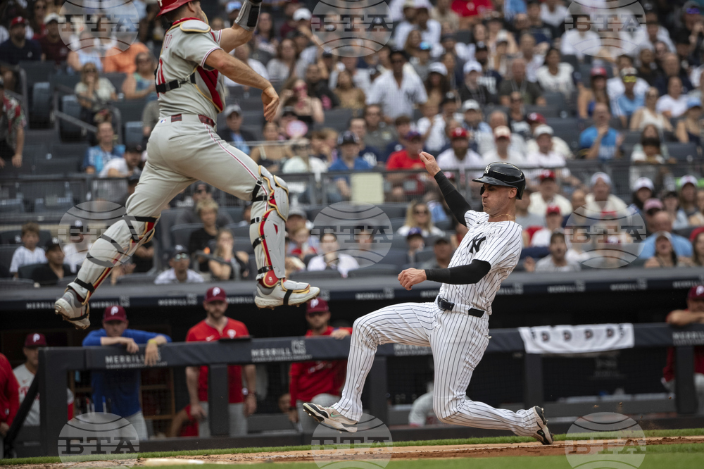 Phillies Yankees Baseball