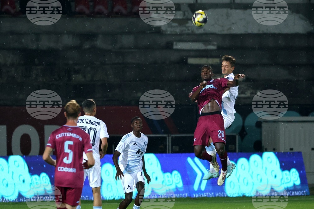 Марин Петков донесе успеха на Левски срещу Локомотив (София) и качи отбора на върха