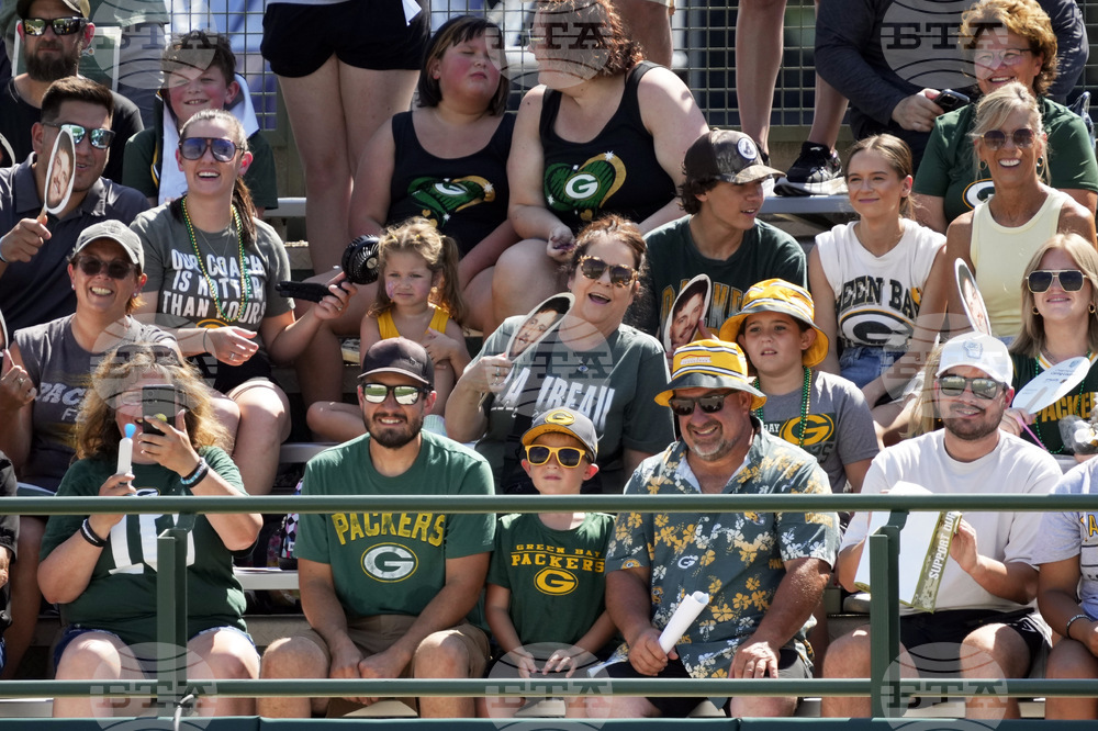 Packers Camp Football