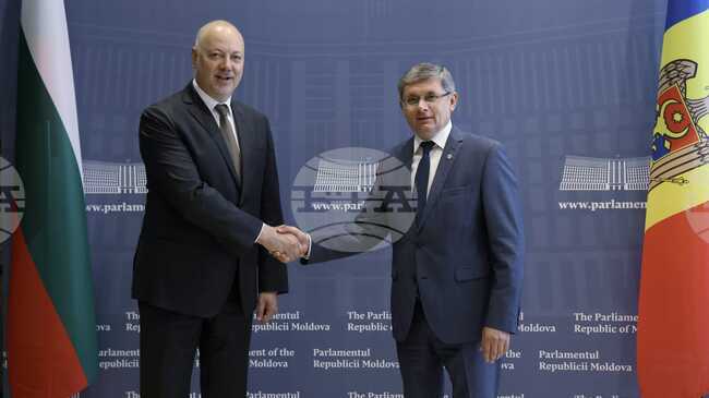 Bulgaria Ready to Support Moldova on Its Path to EU, PM Zhelyazkov Says
