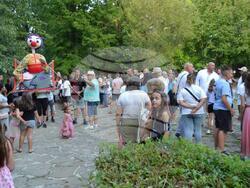 Котел беше домакин на деветото издание на Фестивала на етносите, багрите и котленския килим