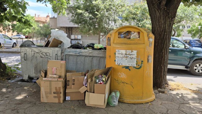 Забавяния в извозването на отпадъци в Сливен са възможни само при аварии, графикът е публично достъпен, съобщиха от „Екобулпак“