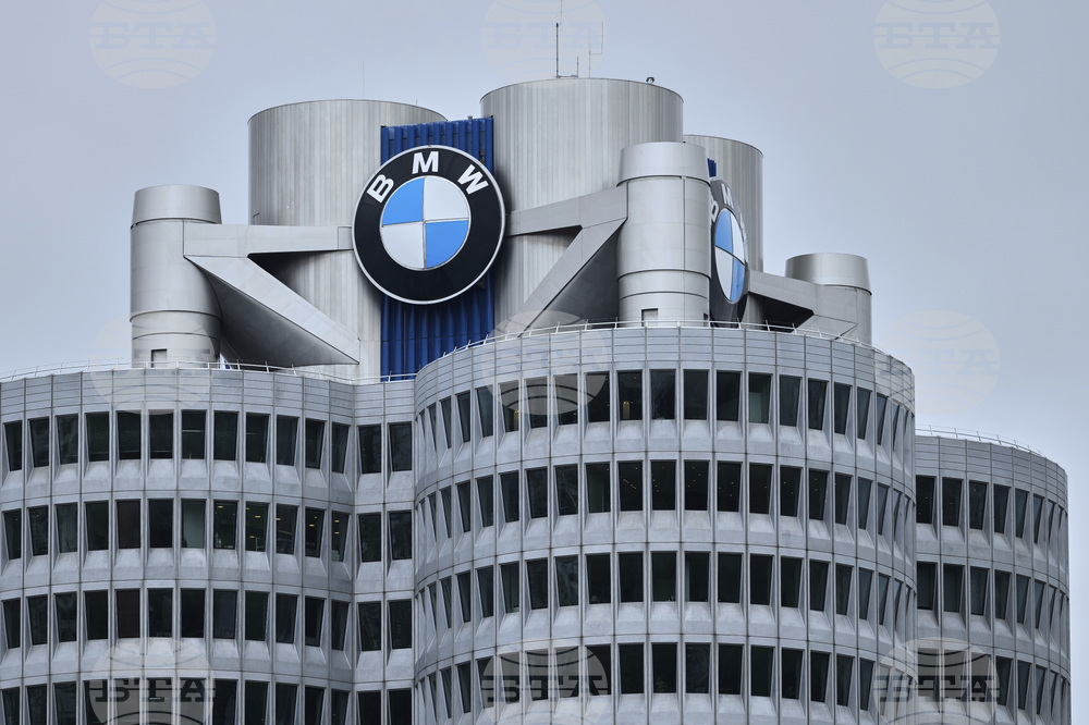 Бе Ем Ве отчита спад на печалбата с 29 на сто през първото полугодие заради митата на САЩ и поскъпването на еврото