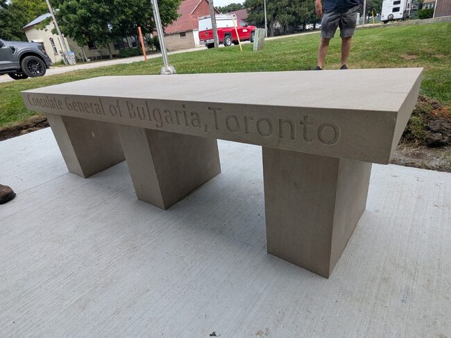 Генералното ни консулство в Торонто отправи благодарност към всички, допринесли за изграждането на българската пейка в канадския град Варна