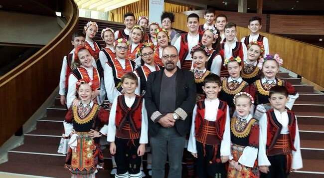 Моден спектакъл „Заедно“ ще събере средства за нови костюми на ансамбъл „Загорче“