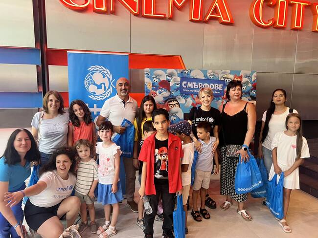 План Синьо - УНИЦЕФ, ООН и Смърфовете за по-добър свят за всяко дете