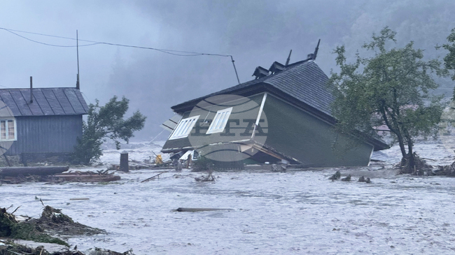 Общо 24 къщи са напълно разрушени от наводненията през юли в румънския окръг Сучава; други над 500 са повредени