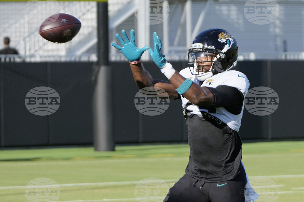 Jaguars Camp Football