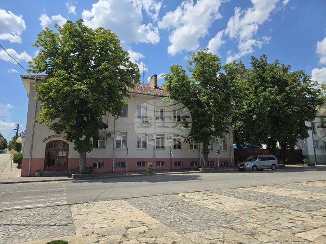 Бурята от снощи е нанесла щети в селата Старопатица и Полетковци, съобщи кметът на община Кула д-р Владимир Владимиров