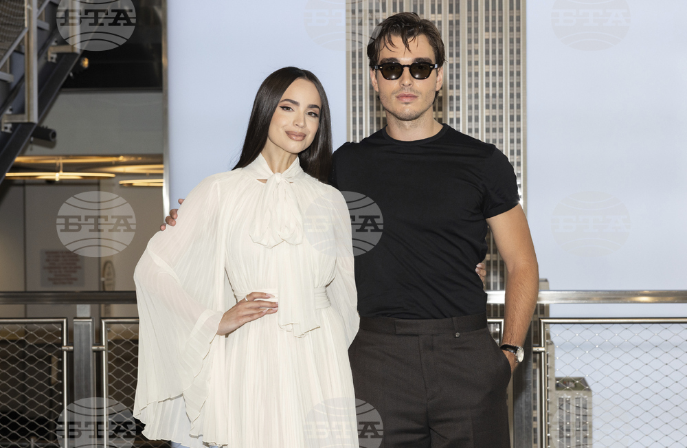 "My Oxford Year" Cast Visit the Empire State Building