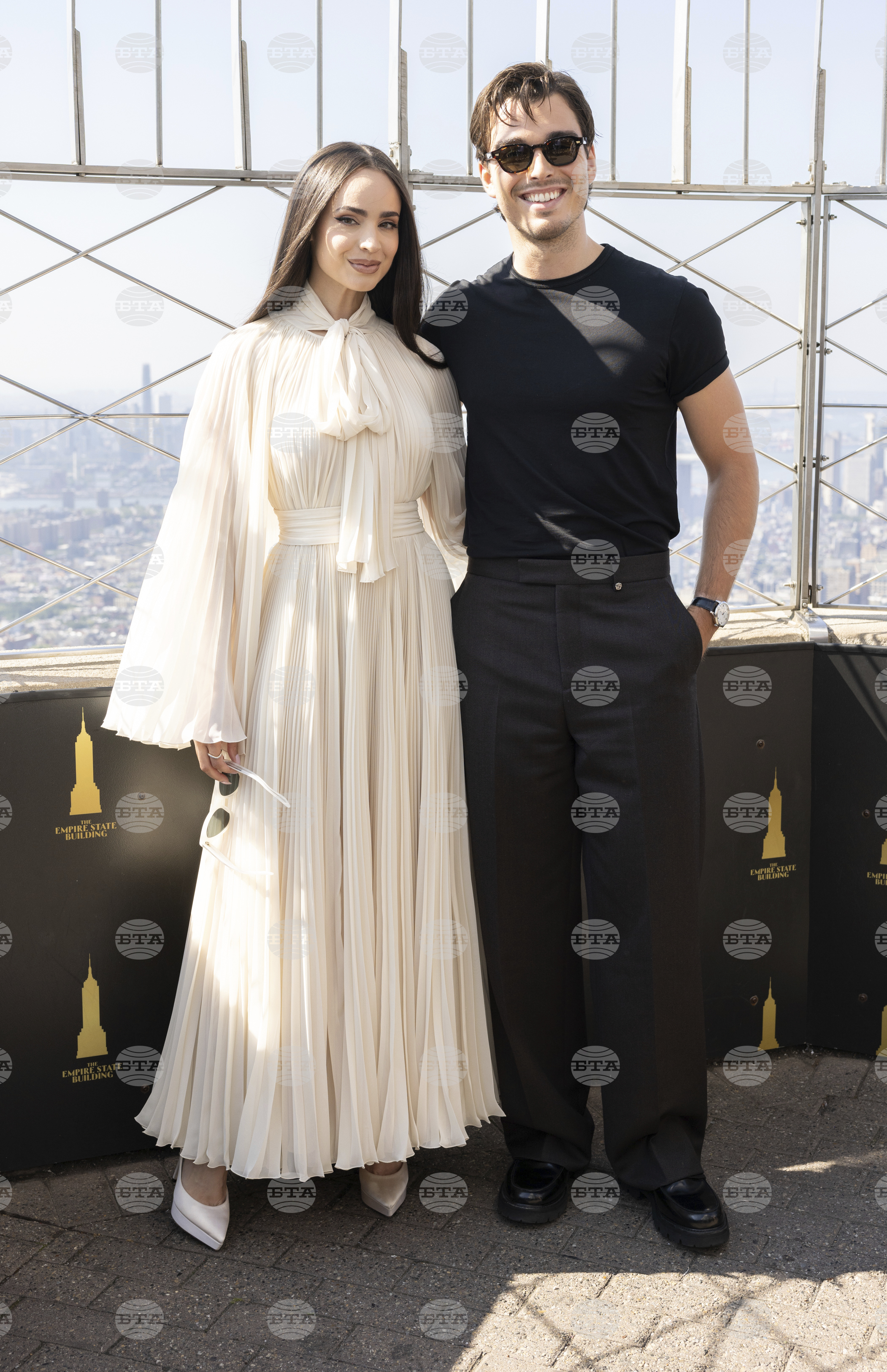 "My Oxford Year" Cast Visit the Empire State Building