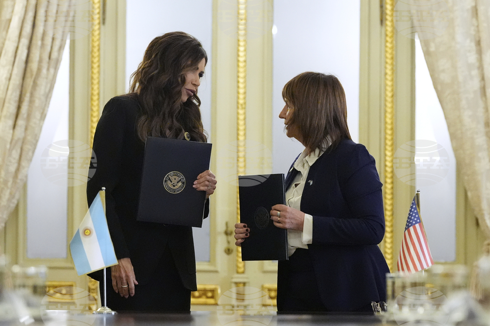 Argentina US Noem
