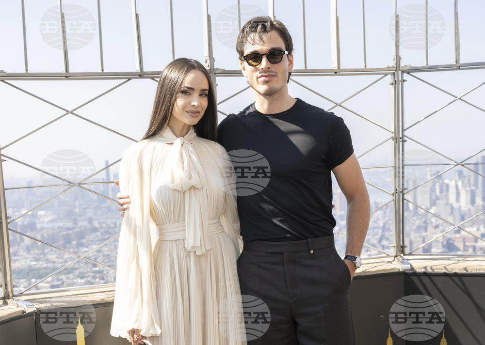 "My Oxford Year" Cast Visit the Empire State Building