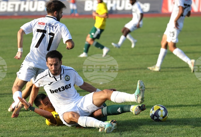 Добруджа спечели три точки срещу Славия с голове на Лукас Кардозо