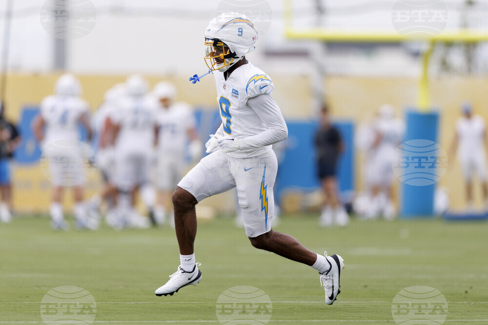 Chargers Camp Football