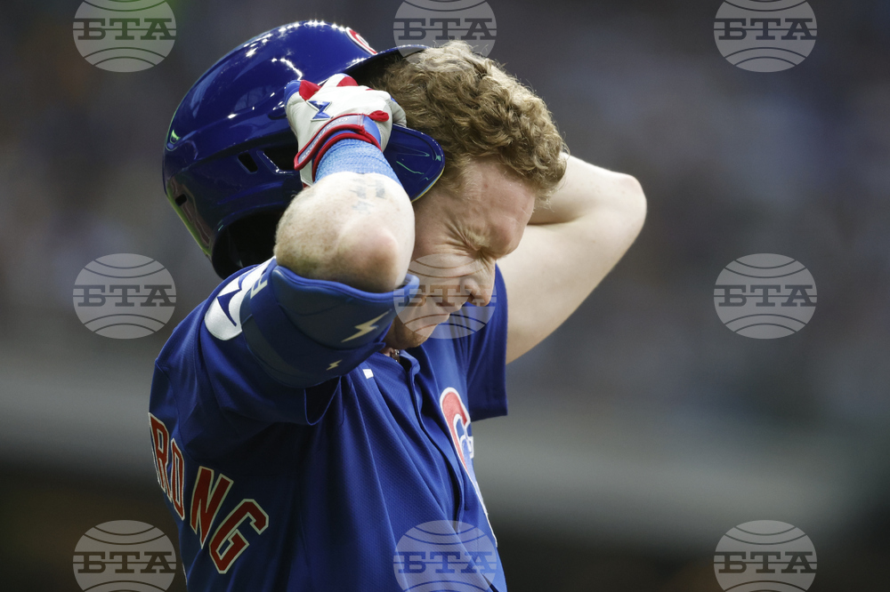 Cubs Brewers Baseball