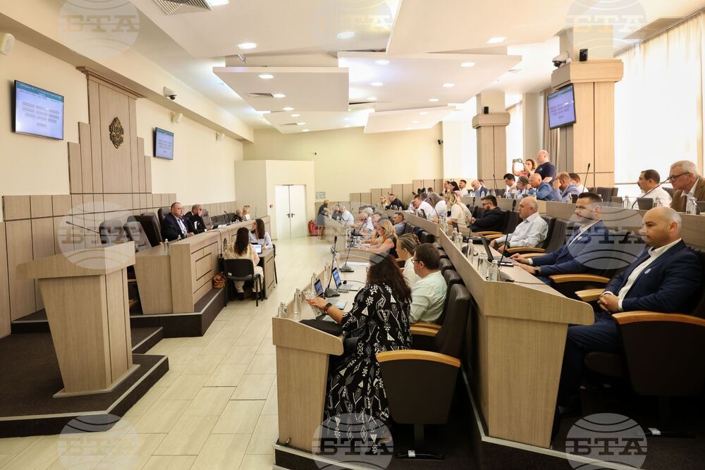 Общинският съвет в Бургас взе решения за нови инфраструктурни и социални проекти