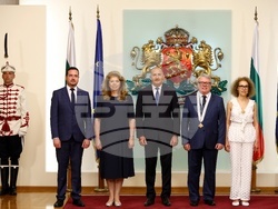 Румен Радев - Жоел Мейер - награждаване