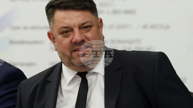 Deputy PM Zafirov: Bulgaria Acts Adequately Trying to Care for Refugee Children