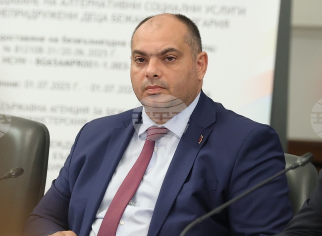 Проектът за алтернативни социални услуги за децата бежанци ще осигури денонощно грижи за децата, заяви замeстник-министърът на вътрешните работи Филип Попов