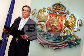 Румен Радев - Симон ван дер Бург - награждаване