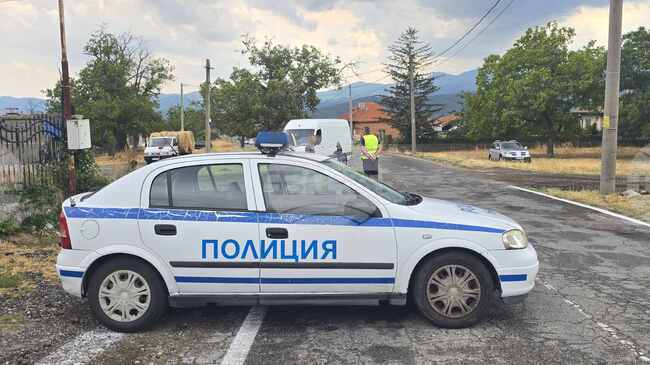 Проходът Троян-Кърнаре е затворен временно поради свличане на голямо количество земна и скална маса 