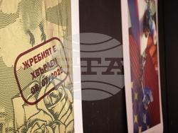 Галерия „Средец“ - блиц изложба „Ре-акция: България и еврото“