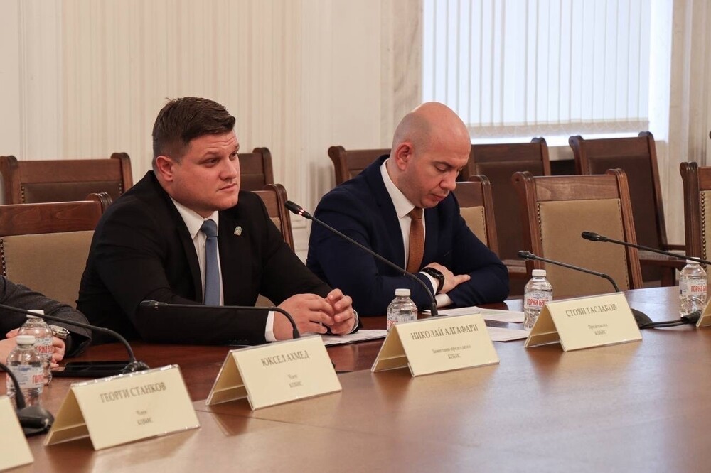 Председателят на Комисията по политиките за българите извън страната Стоян Таслаков сигнализира МВнР относно репресивни действия срещу българи и хора с българско самосъзнание в Република Албания