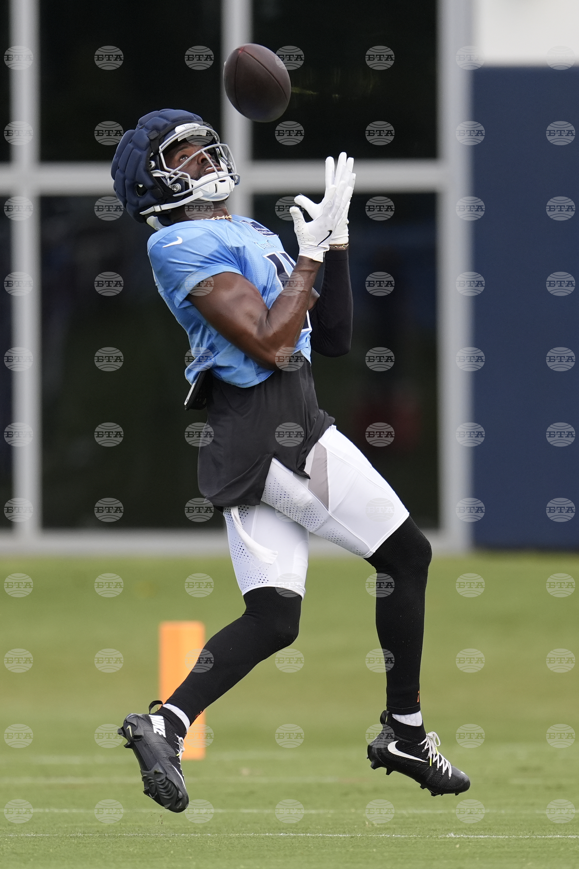Titans Camp Football
