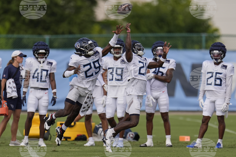 Titans Camp Football