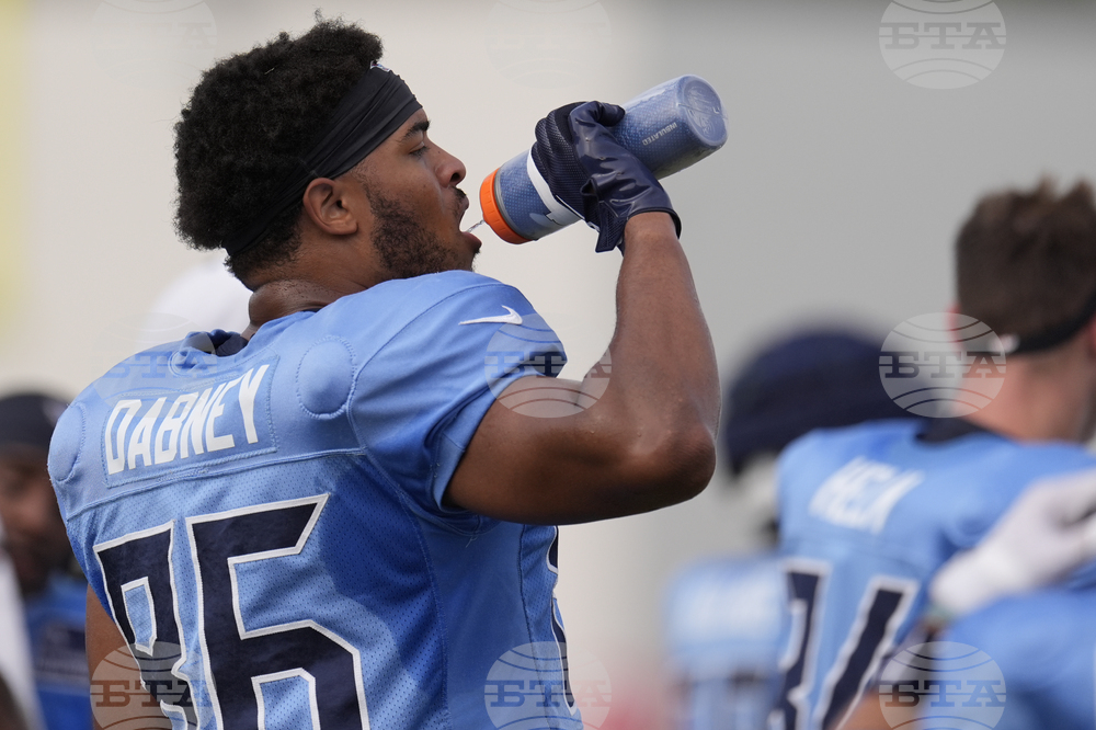 Titans Camp Football