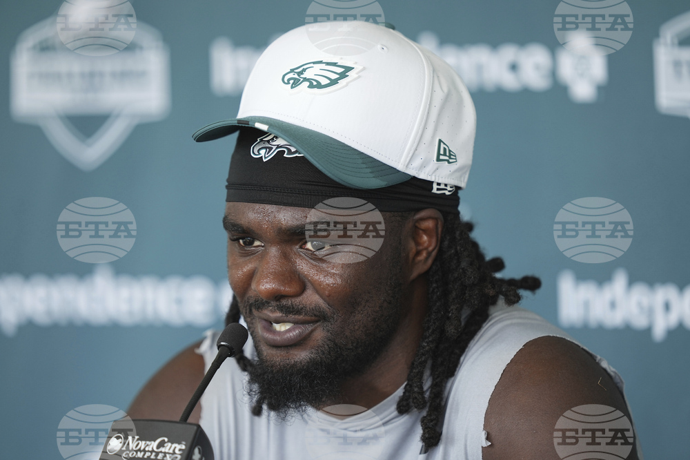 Eagles Camp Football