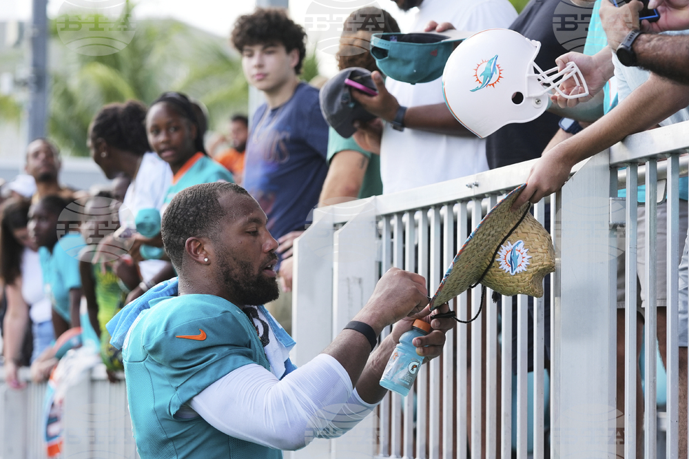 Dolphins Camp Football