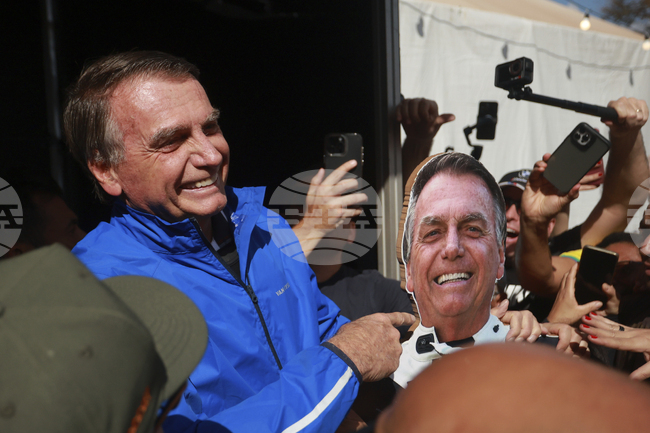 Съдия облекчи условията на домашния арест на бившия президент Болсонаро, допусна неограничени свиждания с роднини